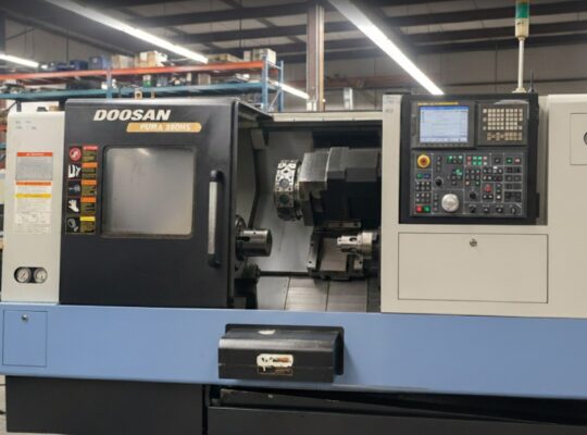 Doosan PUMA 240 CNC Lathe – Excellent Condition |