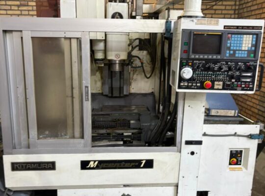 فرز مدل: Kitamura Mycenter 1 کنترل: Fanuc OM
